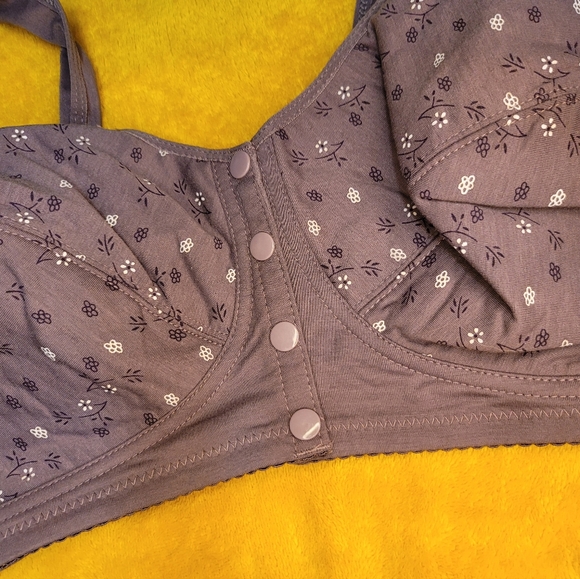 Wireless, unlined bra, deep lavender NWOT - Picture 3 of 6